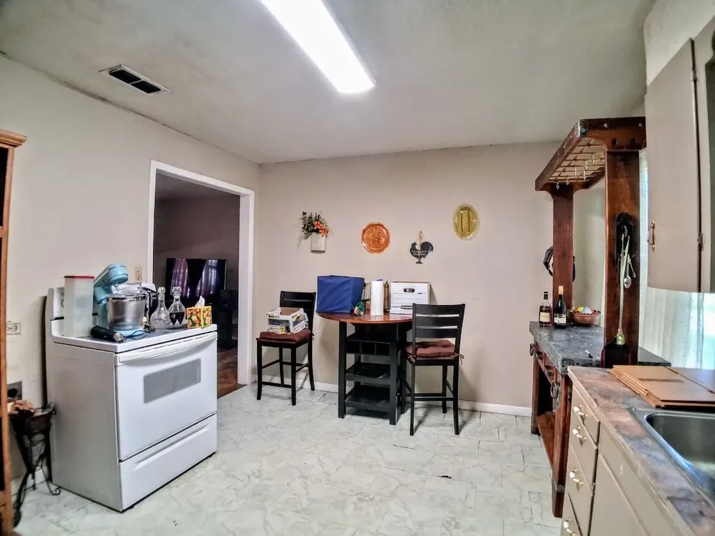 1901 Chico Highway Bridgeport TX 76426