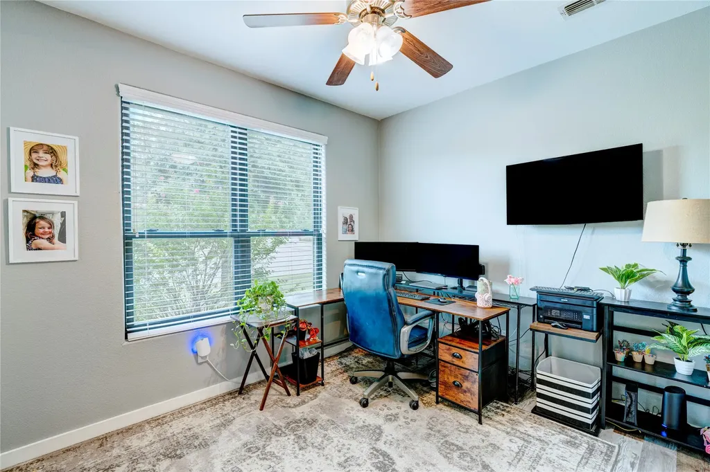 1201 Meadowlakes Azle TX 76020