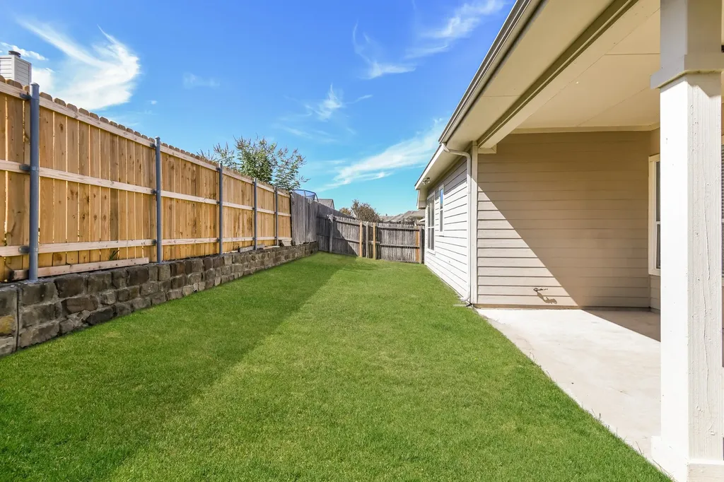 423 Hackberry Drive Fate TX 75087