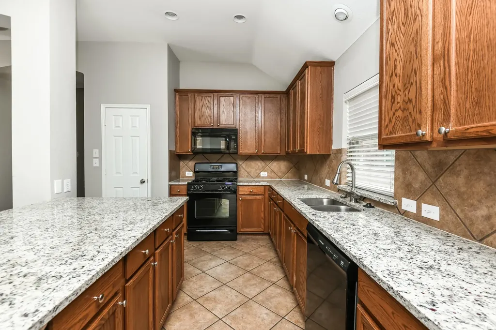 423 Hackberry Drive Fate TX 75087