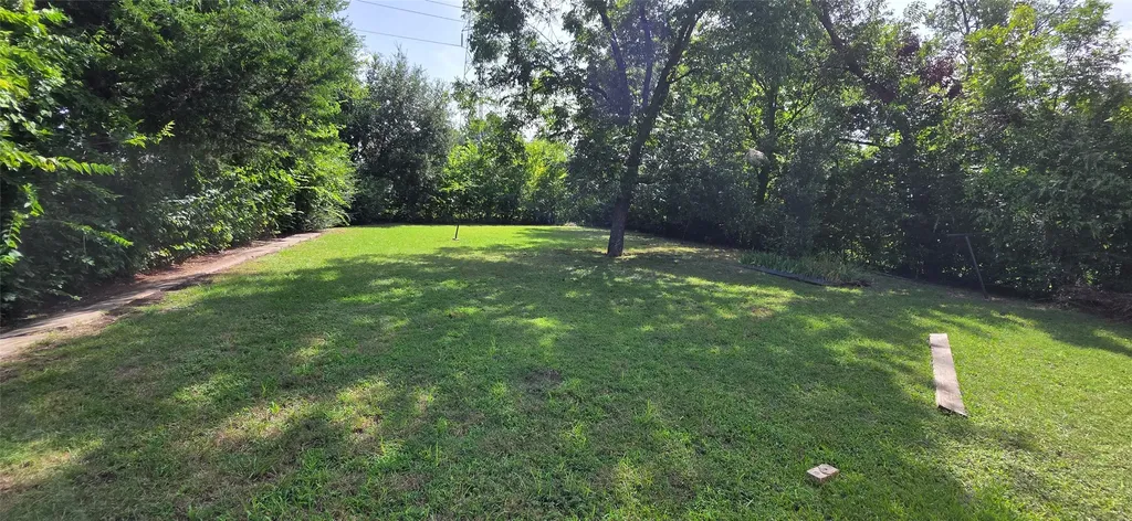 3222 Sunnyvale Street Dallas TX 75216