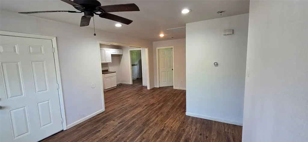 3222 Sunnyvale Street Dallas TX 75216