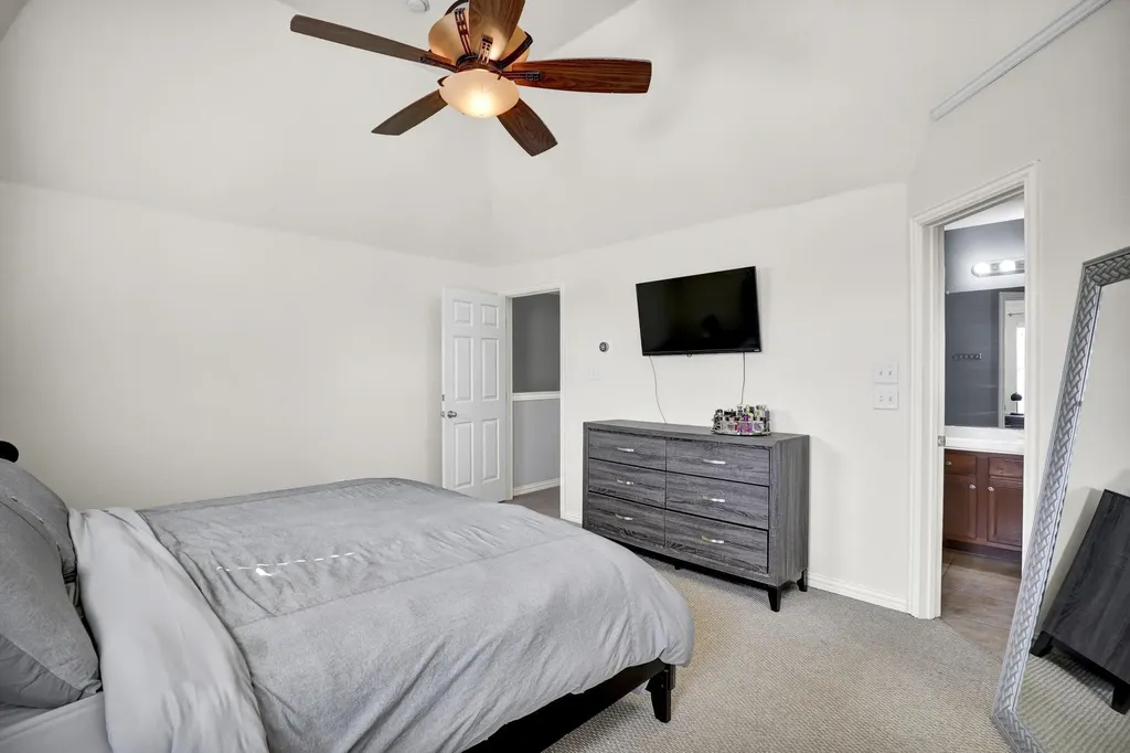 2700 Club Ridge Drive Lewisville TX 75067
