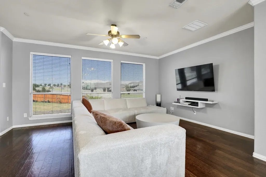 2700 Club Ridge Drive Lewisville TX 75067