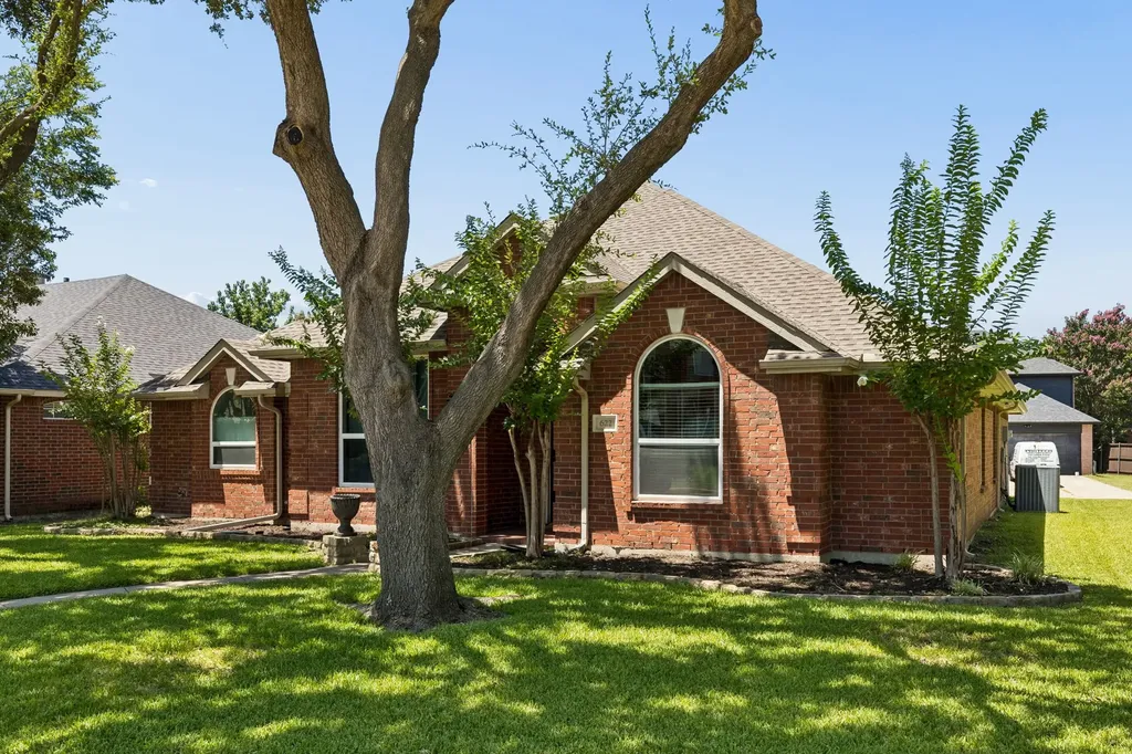 622 Stretford Lane Allen TX 75002