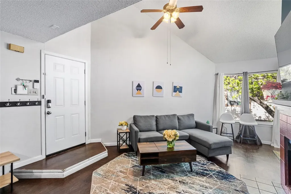 2314 Bamboo Drive Arlington TX 76006