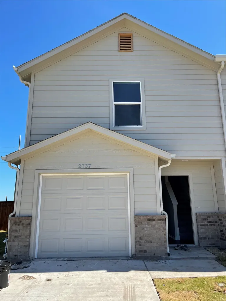2737 Ginger Court Sherman TX 75092