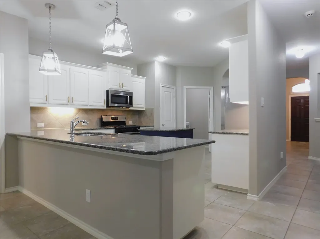 2401 Windhaven Drive Denton TX 76210