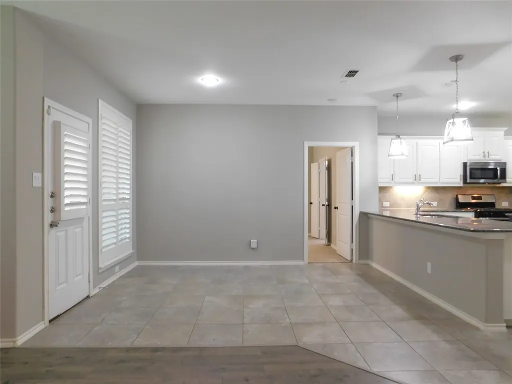 2401 Windhaven Drive Denton TX 76210