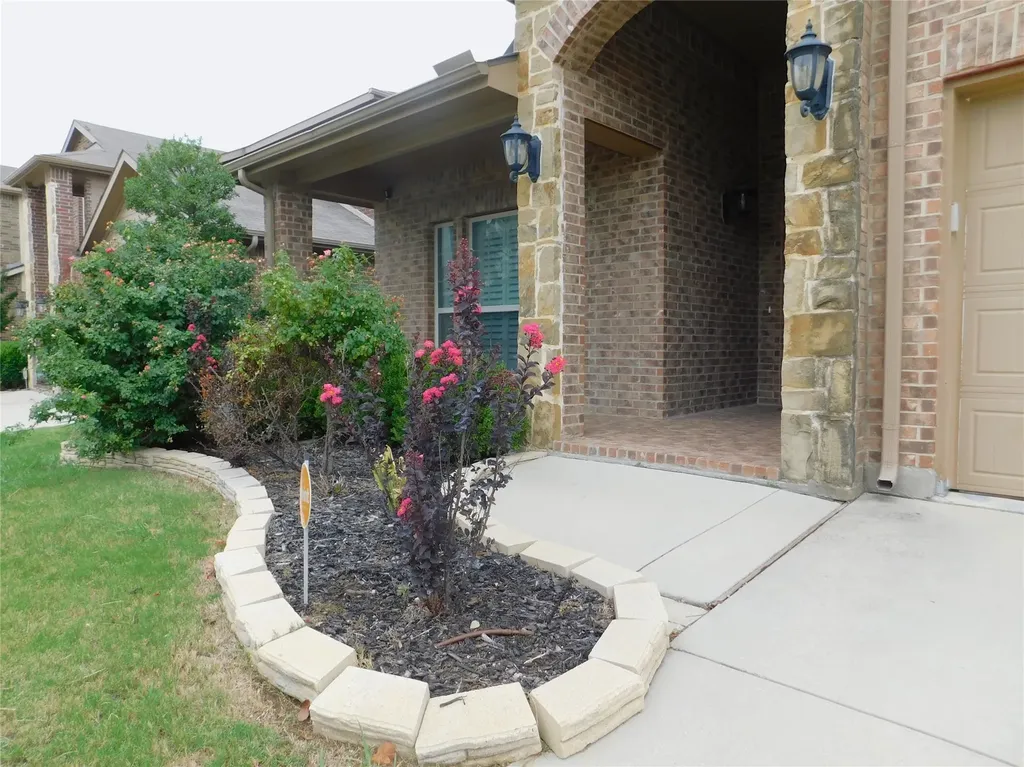 2401 Windhaven Drive Denton TX 76210