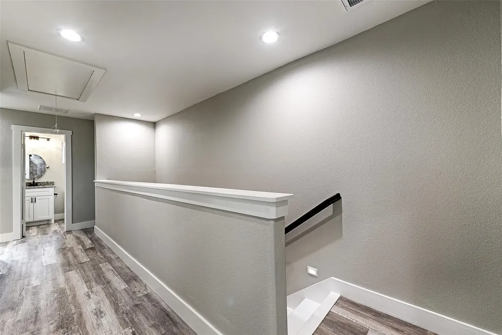 208-212 E Cherry Street Sherman TX 75090