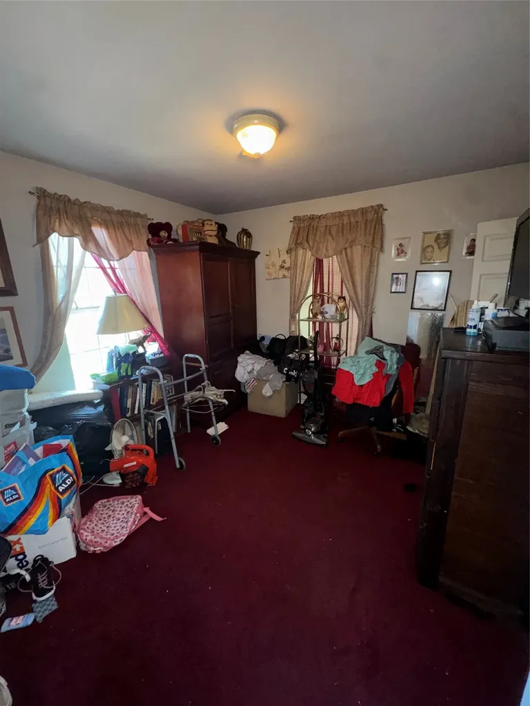 1115 West End Street Terrell TX 75160