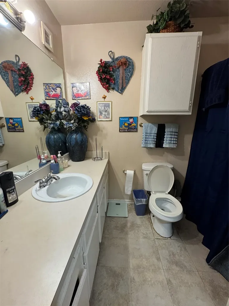 1115 West End Street Terrell TX 75160