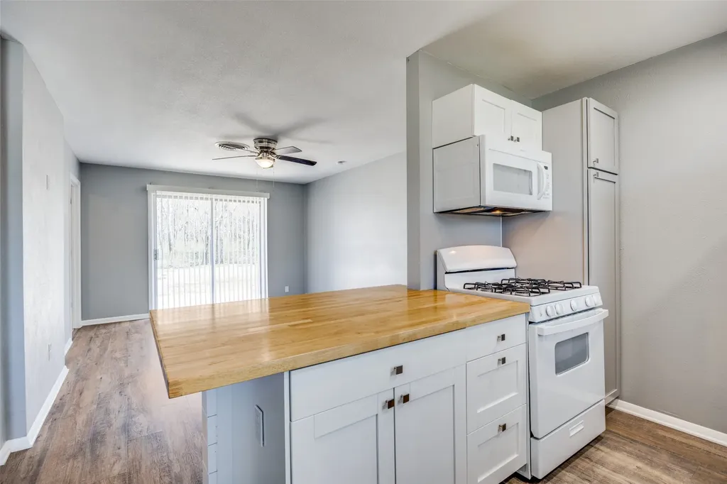 2117 N Duke Drive Sherman TX 75090