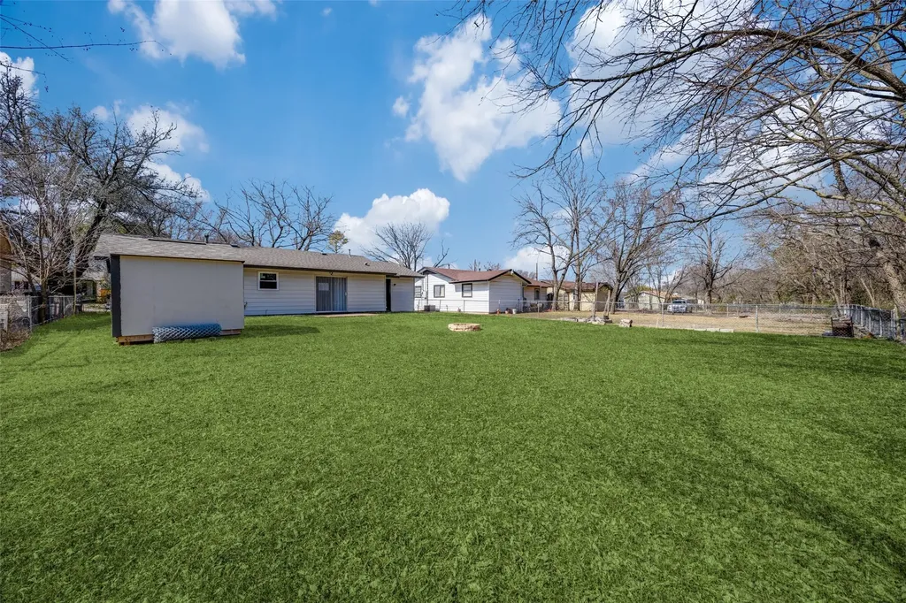 2117 N Duke Drive Sherman TX 75090