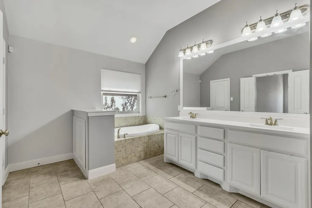 120 Lilypad Bend Argyle TX 76226