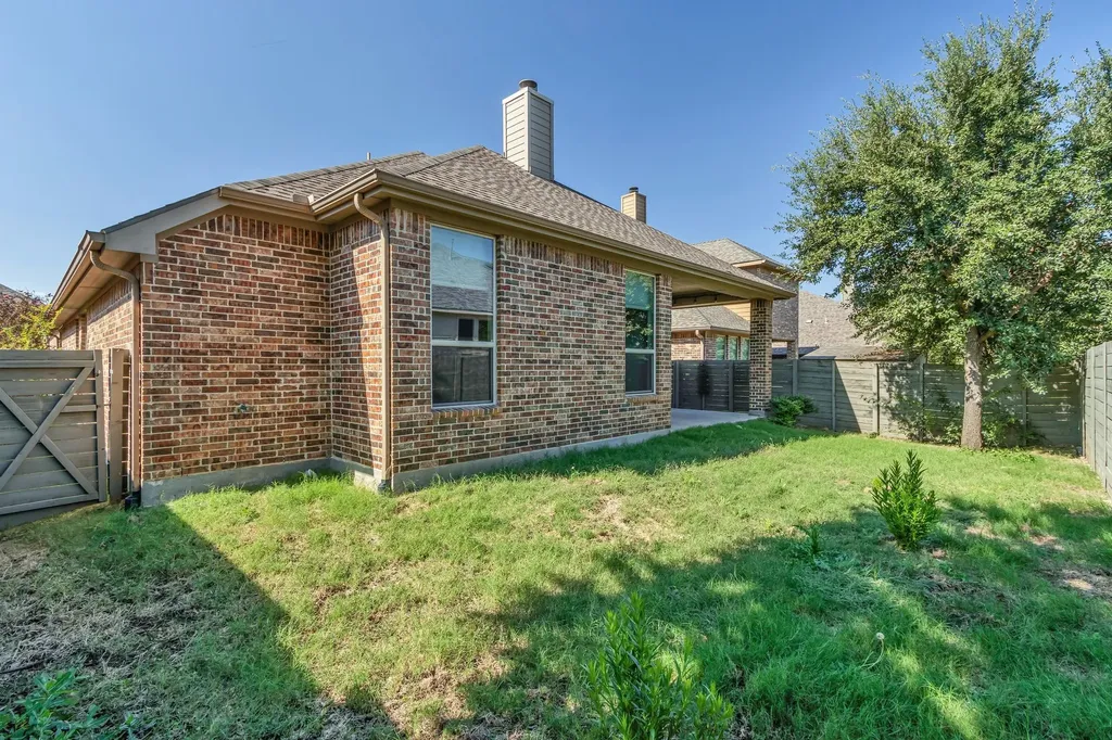 120 Lilypad Bend Argyle TX 76226
