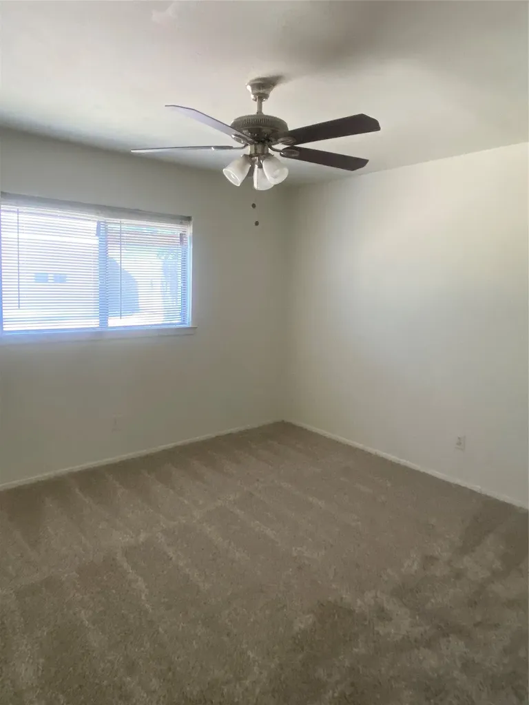 748 Chalk Hill Lane Desoto TX 75115
