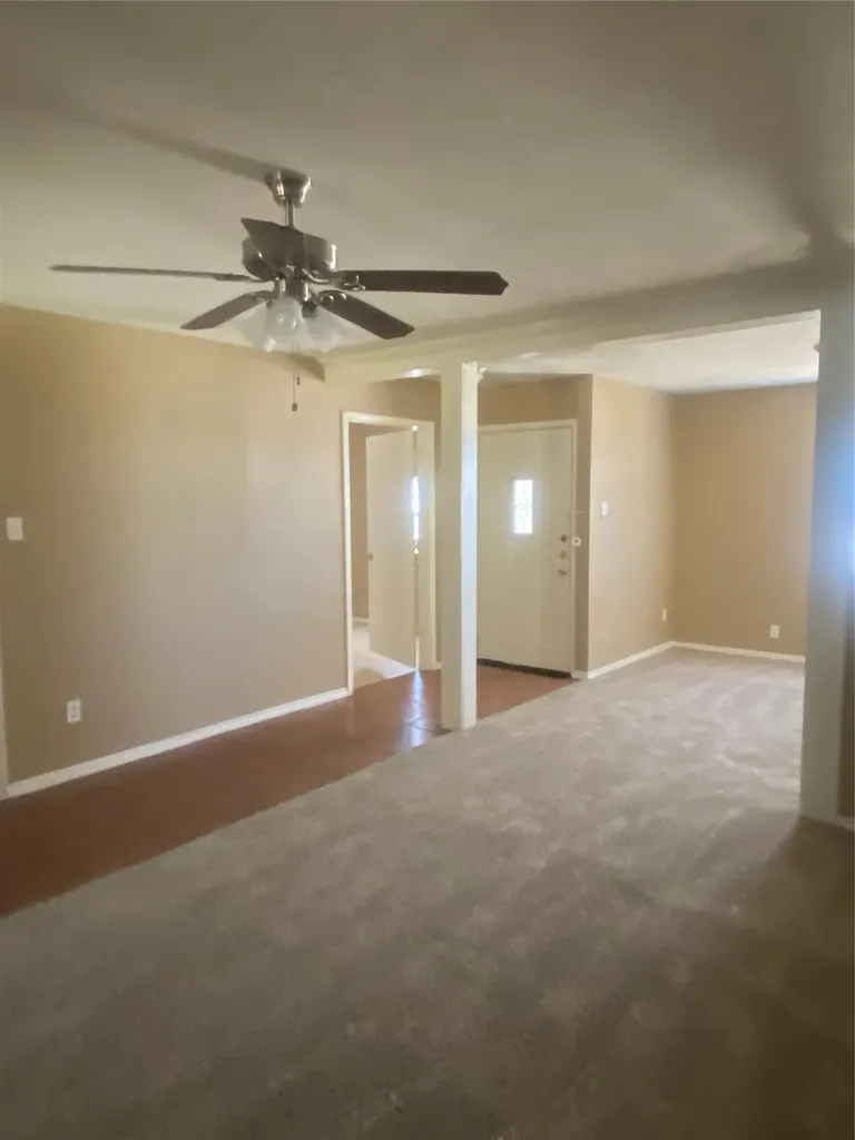 748 Chalk Hill Lane Desoto TX 75115
