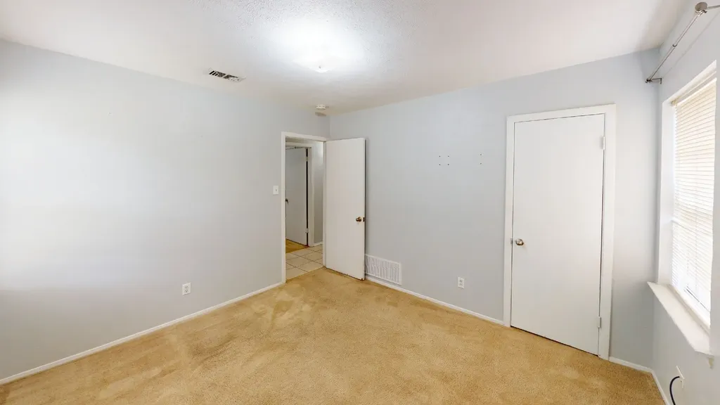 1505 Montclair Street Arlington TX 76015