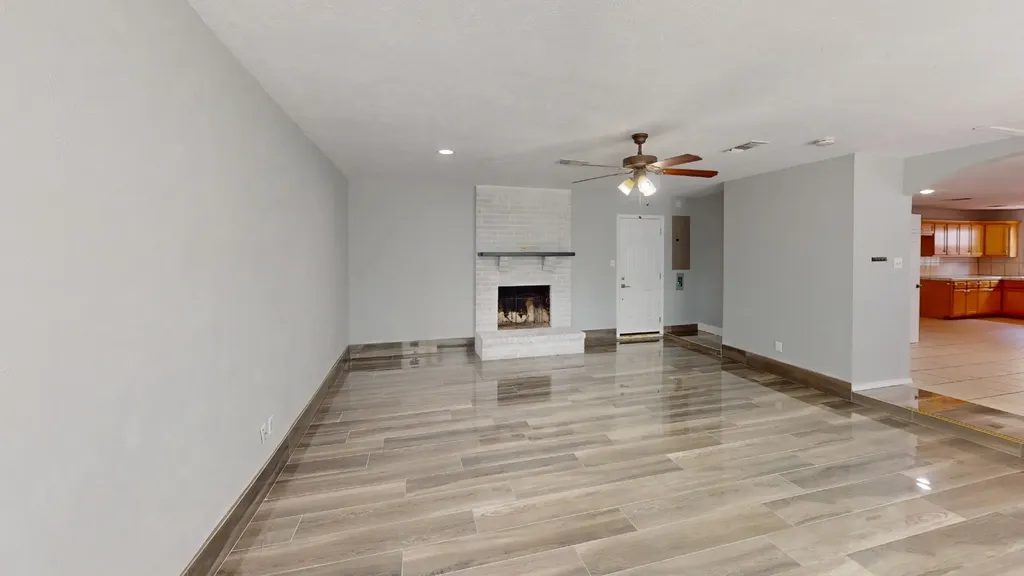1505 Montclair Street Arlington TX 76015