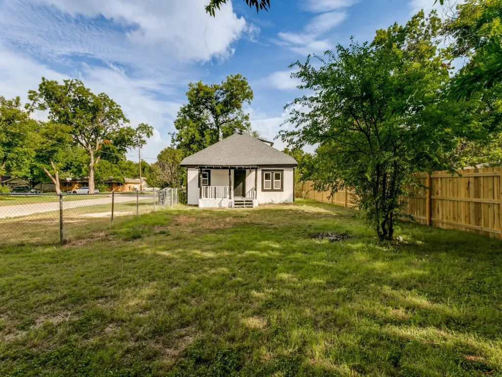 800 Euclid Street Cleburne TX 76033