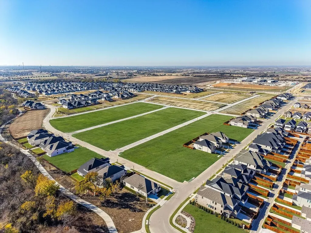 1116 Bear Grass Mews Celina TX 75009