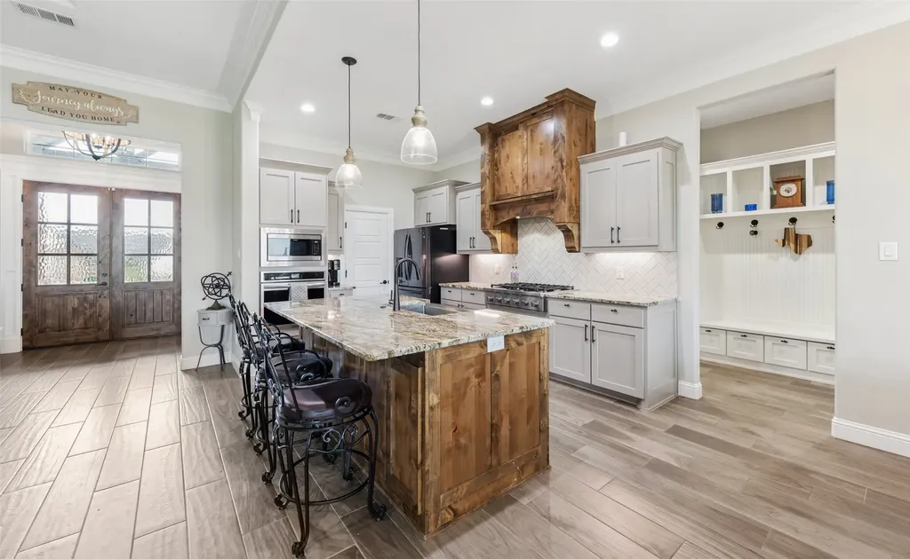 140 Clayton Crossing Springtown TX 76082