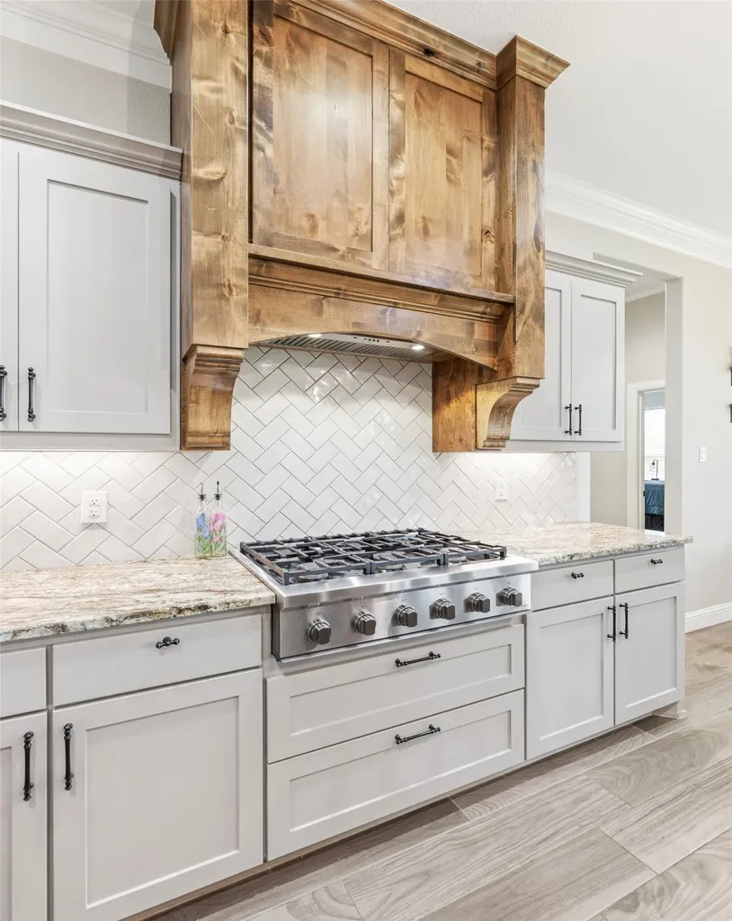 140 Clayton Crossing Springtown TX 76082