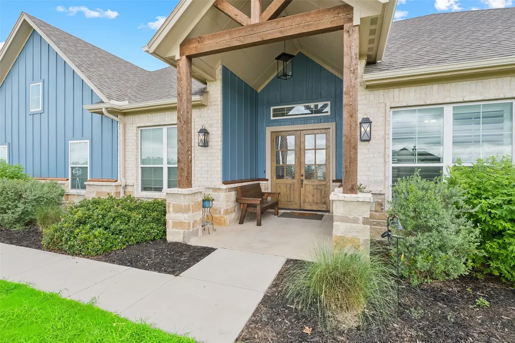 140 Clayton Crossing Springtown TX 76082