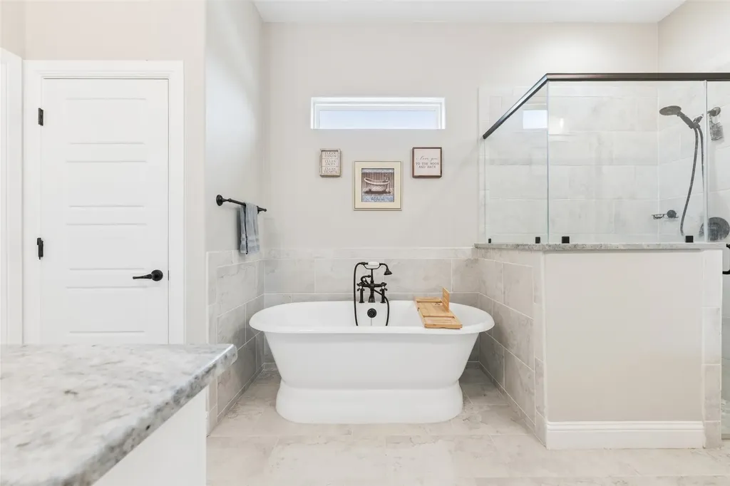 140 Clayton Crossing Springtown TX 76082