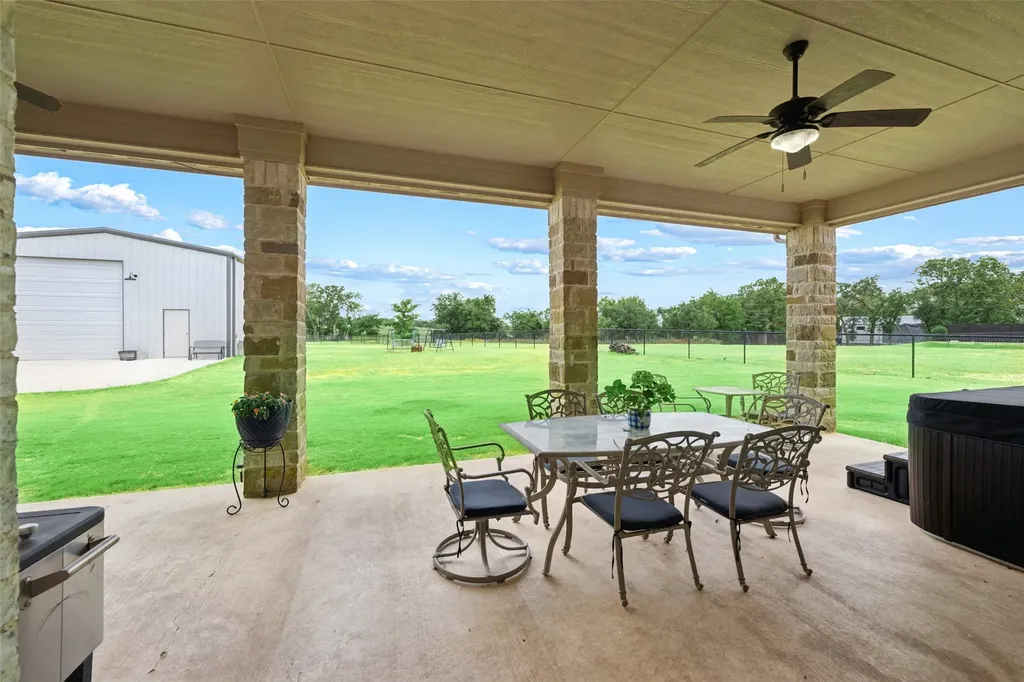 140 Clayton Crossing Springtown TX 76082