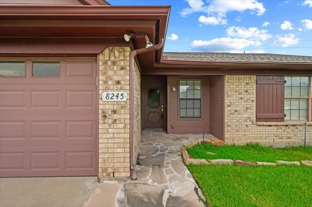 8245 Ulster Drive North Richland Hills TX 76180