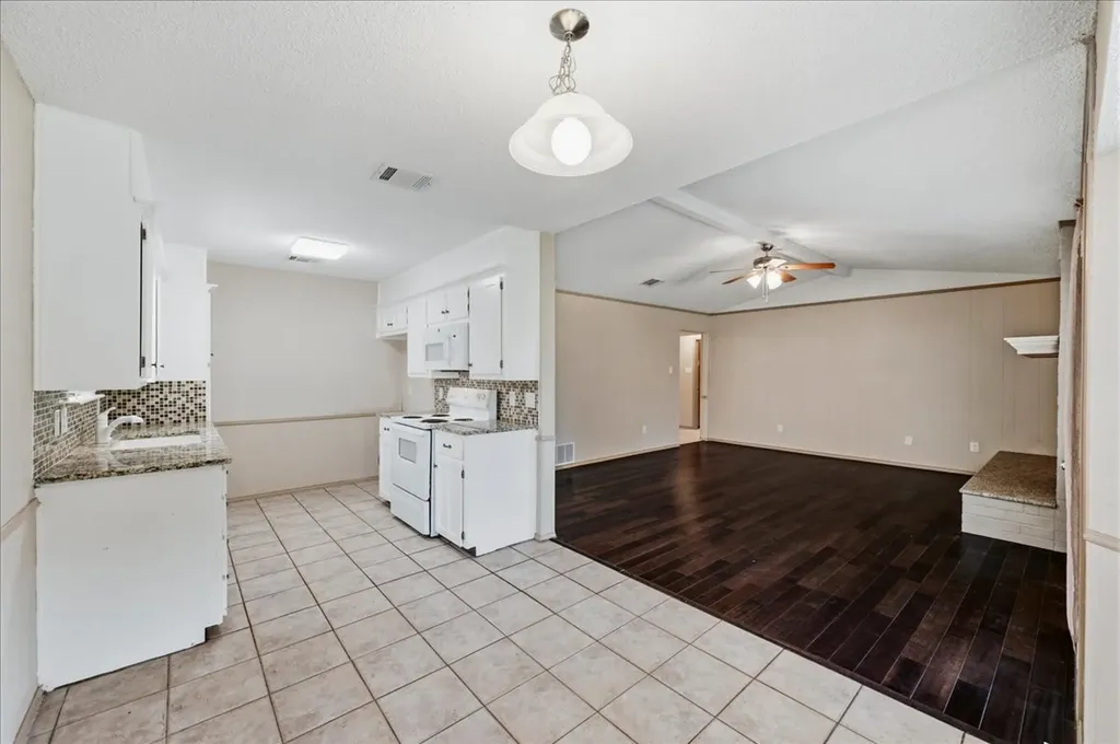 8245 Ulster Drive North Richland Hills TX 76180