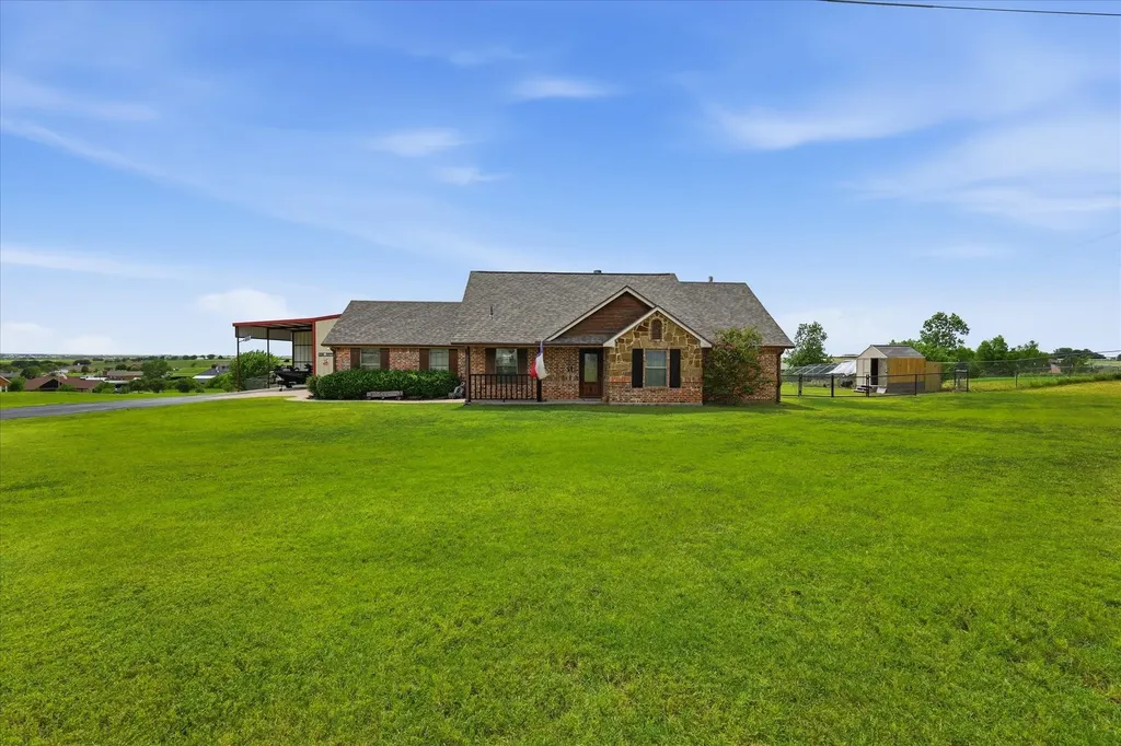 171 Ridge Top Drive Decatur TX 76234