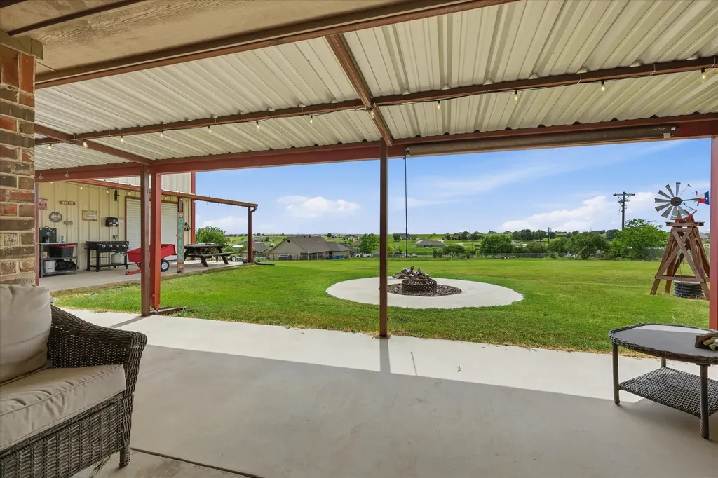 171 Ridge Top Drive Decatur TX 76234