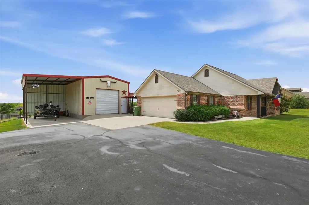 171 Ridge Top Drive Decatur TX 76234