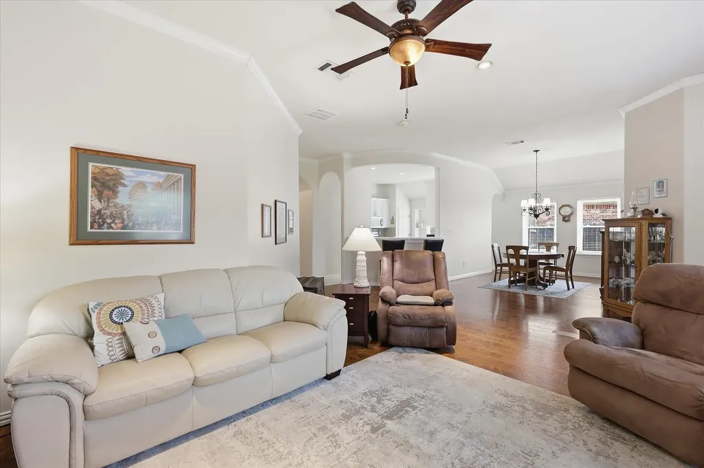 8720 Lariat Circle Fort Worth TX 76244