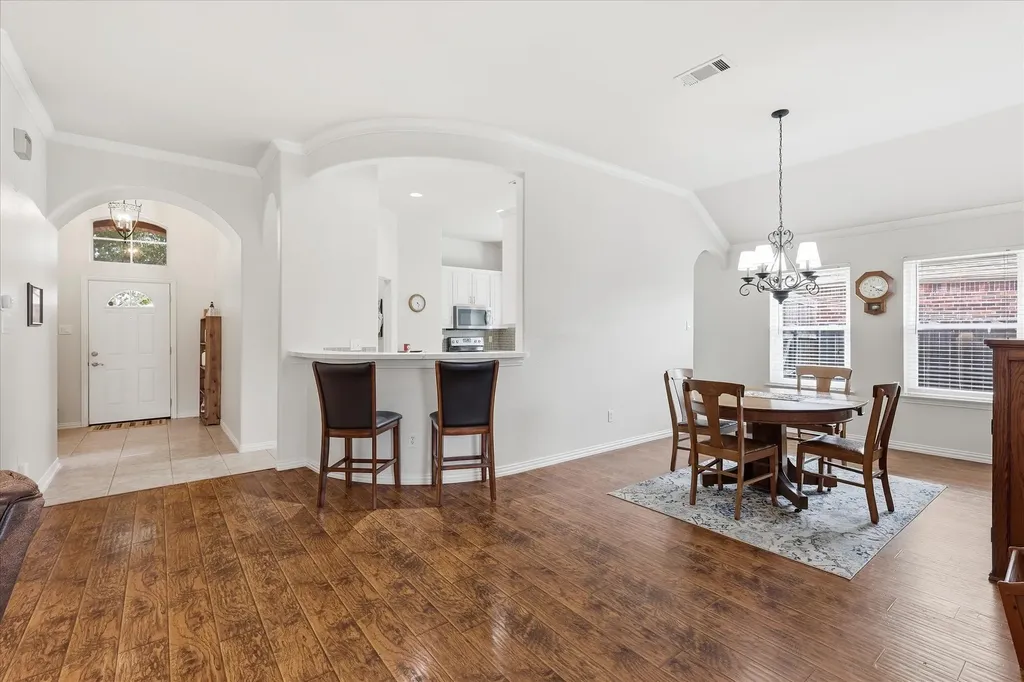 8720 Lariat Circle Fort Worth TX 76244