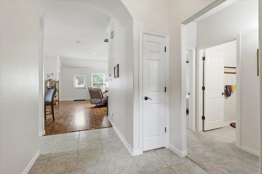 8720 Lariat Circle Fort Worth TX 76244