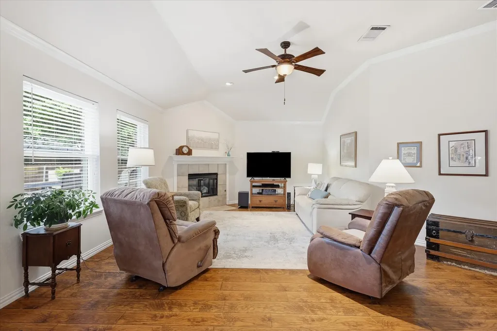 8720 Lariat Circle Fort Worth TX 76244