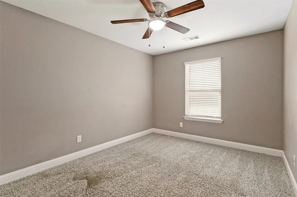 805 N Ridge Drive White Settlement TX 76108