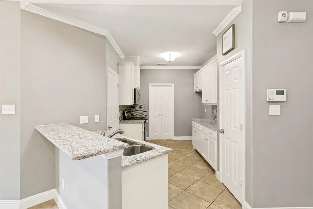 805 N Ridge Drive White Settlement TX 76108