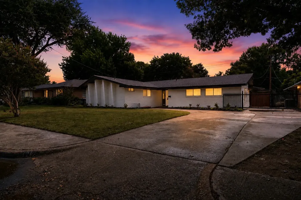 1212 Stevens Ridge Drive Dallas TX 75211