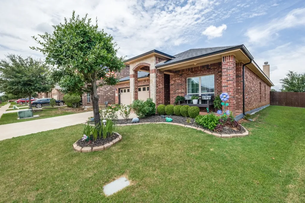 5103 Walsh Drive Arlington TX 76001