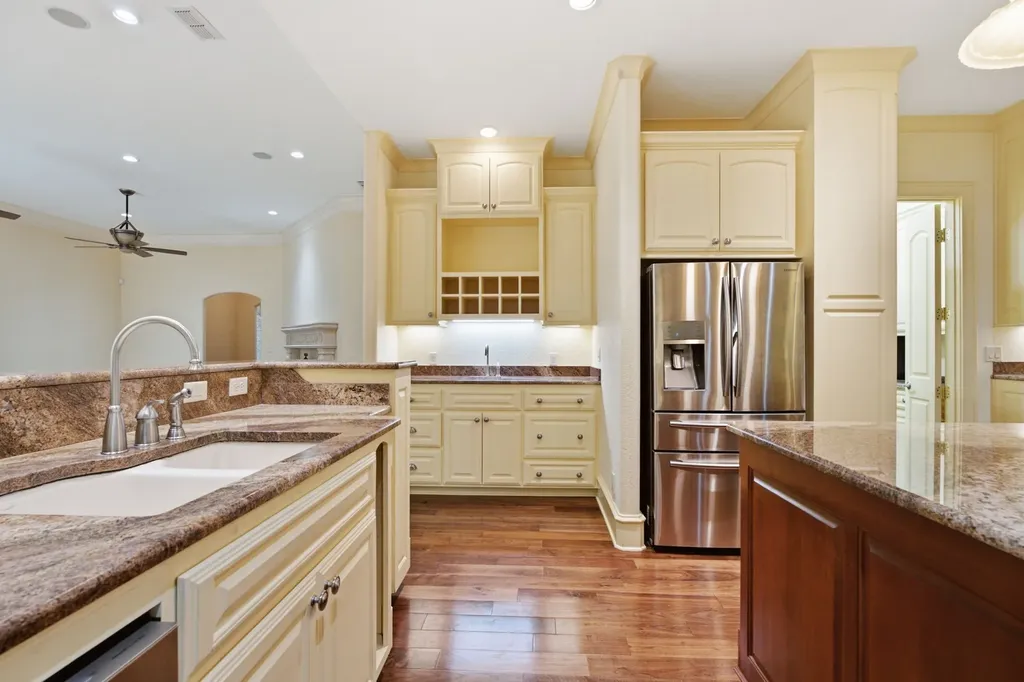2030 Equestrian Lane Tyler TX 75703
