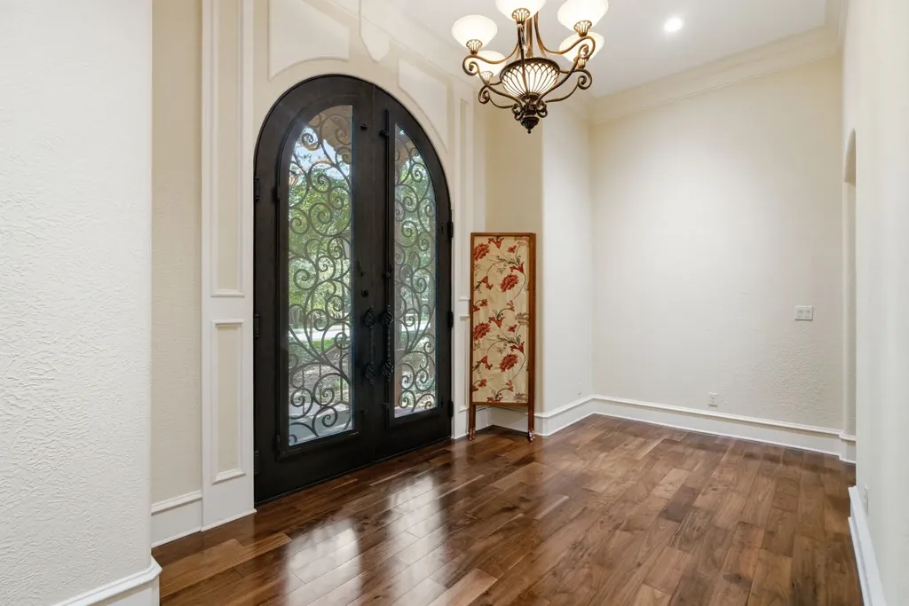 2030 Equestrian Lane Tyler TX 75703