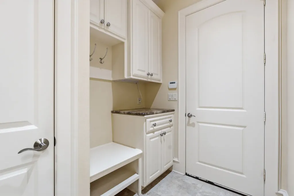 2030 Equestrian Lane Tyler TX 75703