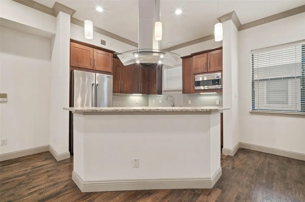 3134 Ross Avenue Dallas TX 75204