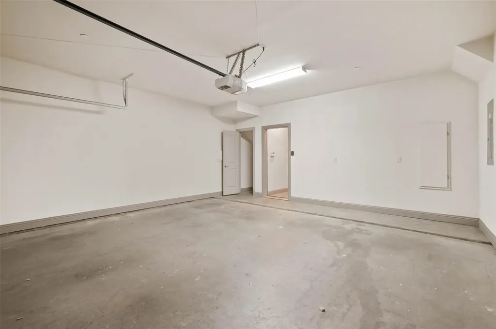 3134 Ross Avenue Dallas TX 75204